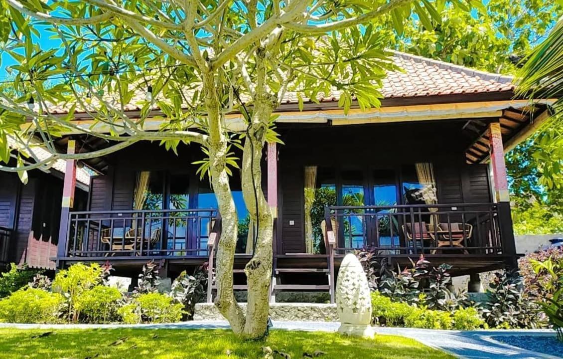Ocean Paradise Cottage Nusa Lembongan  Exterior photo